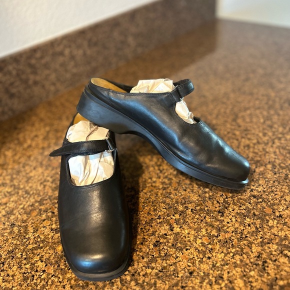 Naot Black Leather Mules Slip-On Mules Sz: 42  11 - Picture 4 of 9
